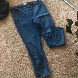 Everlane button fly cropped slightly skinny jean